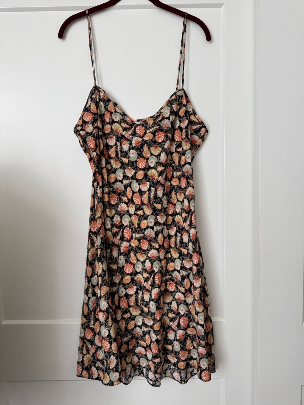 Dôen Sasha Mini Silk Slip Dress in Noir Tresors De La Mer - Picture 2 of 11